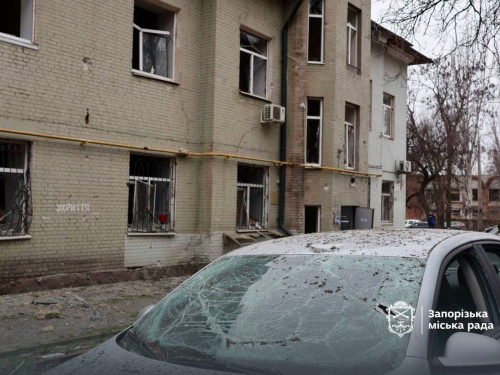 У Запоріжжі завершили аварійно-рятувальні роботи на місцях прильотів - фото наслідків авіаудару 8 грудня