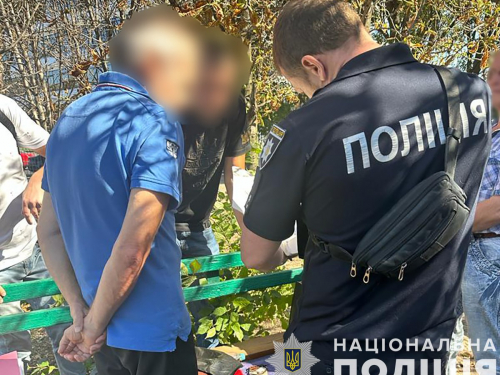 Фіктивні документи за 5 тисяч доларів: у Запоріжжі правоохоронці затримали зловмисника