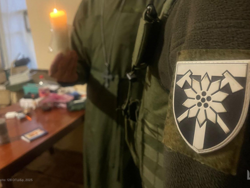 Запорізькі пластуни передали Вифлеємський вогонь на фронт (фото)