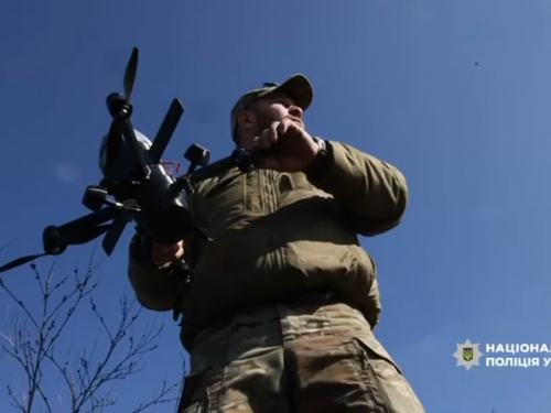 Знищують «Молнії», розвідники та FPV-дрони: як оператори безпілотних систем захищають небо над Запоріжжям (відео)