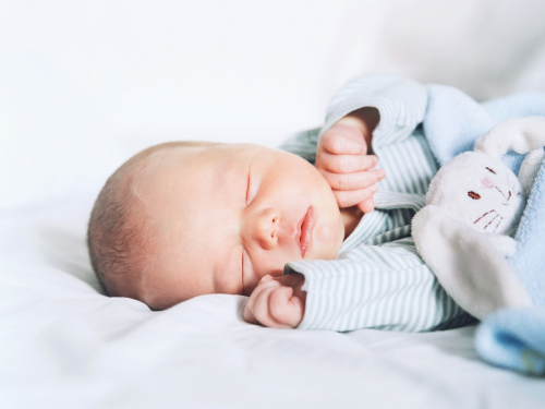 Все менше дітей - у Запорізькій області на одного новонародженого припадає троє померлих