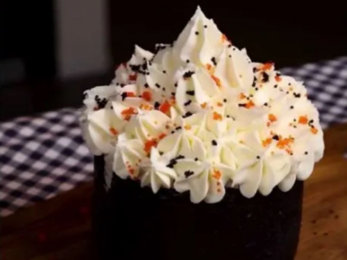 Як здивувати гостей на Великдень: готуємо суші-панеттоне