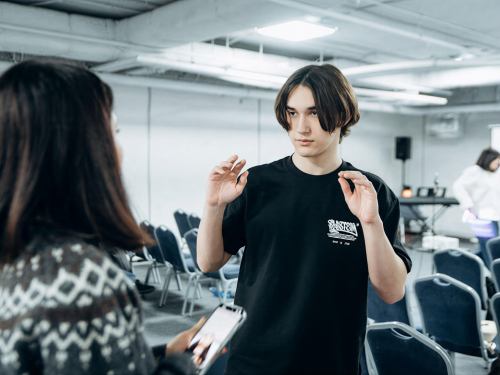 14-річний Максим з Бердянська створює блог про аутизм: «Я поширюю ідею про рівність усіх людей на планеті»