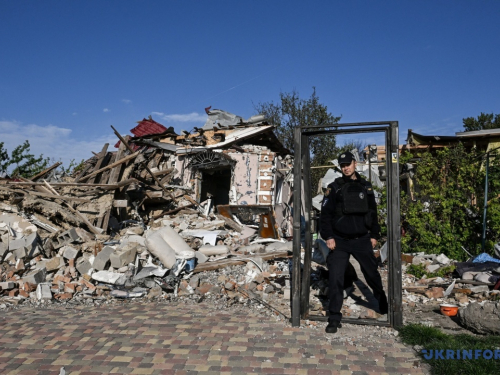 Малокатеринівка під обстрілами -  життя серед дронів, КАБів та постійної загрози (фото)