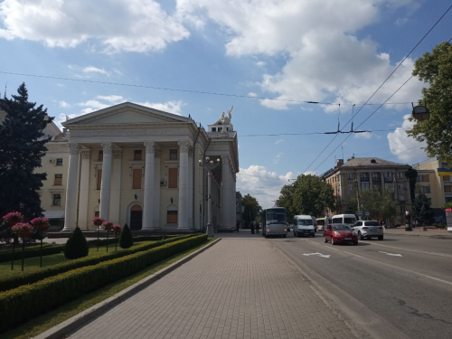 Відновлюємо свій моральний стан за допомогою мистецтва і краси - як цікаво провести перші липневі вихідні у Запоріжжі
