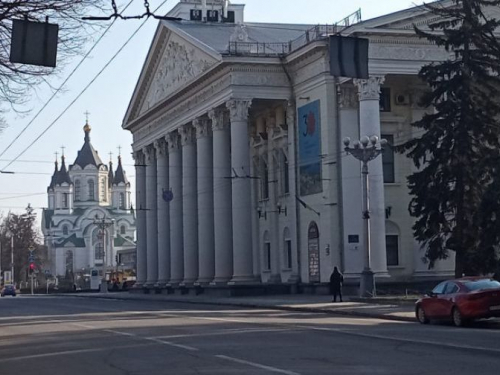 Що покажуть у популярному запорізькому театрі, який на цьому тижні святкував своєрідний ювілей