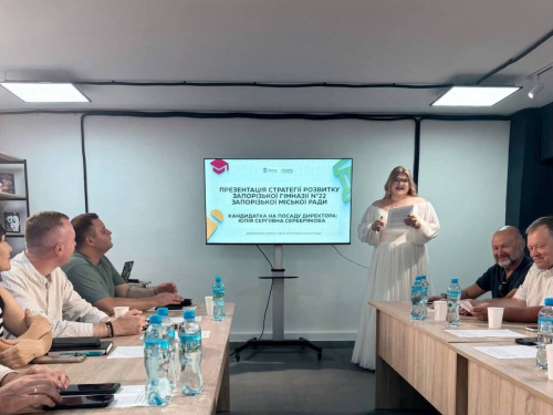 Юлія Серебрякова очолила гімназію №22 у Запоріжжі: на конкурс директорів вона приїхала просто з весілля