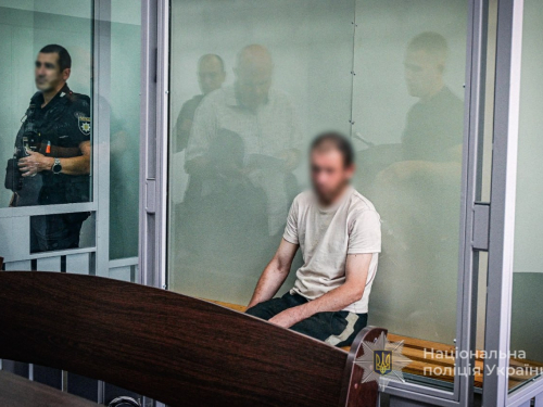 У Запоріжжі чоловік  намагався вкрасти гроші та коштовності на сумму 226 тисяч гривень, фото: Нацполіція