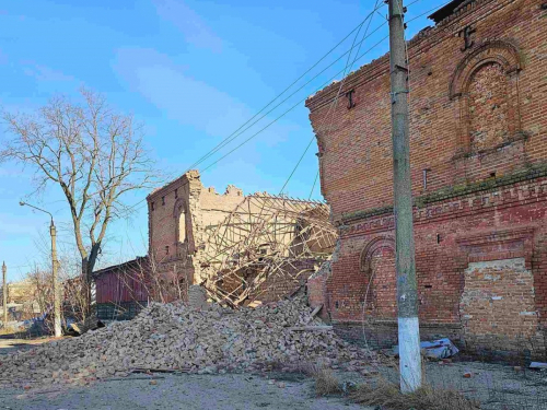 Знищують та руйнують - скільки культурних пам'яток постраждало у Запорізькій області через війну
