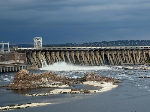 У Запоріжжі екологи дослідили стан води у Дніпрі після масованої атаки росії 10 жовтня — що показала перевірка (фото)