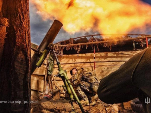 Постріл з міномета. Фото з архіву 260 обр ТрО