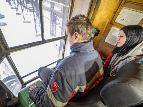 Запоріжсталь впроваджує мотиваційні програми для молоді та підтримує на шляху професійного становлення