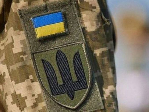 До будівлі виконкому окупованого міста Запорізької області завезли форму ЗСУ