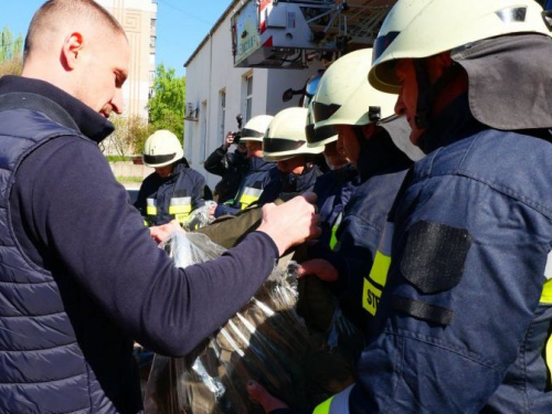 Запорізькі рятувальники та бойові медики отримали засоби захисту