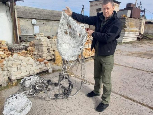 Російські військові атакували громаду в Запорізькій області снарядами, прикріпленими до парашутів - фото