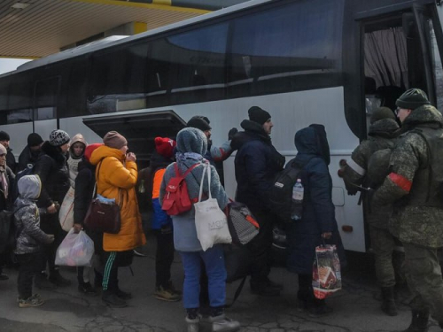 Окупанти готуються вивозити дітей з Енергодара до Криму - подробиці