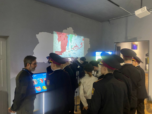 "Призми пам’яті" – у Запоріжжі презентували історії нескорених Героїв (фото)