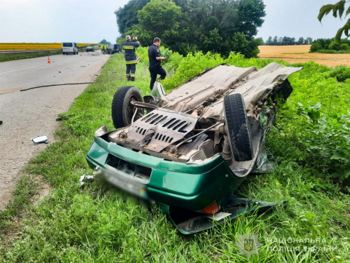 У Запорізькому районі п'яний водій на Mitsubishi Pajero скоїв обгін і врізався у ЗАЗ 1103 — двоє пасажирок загинули