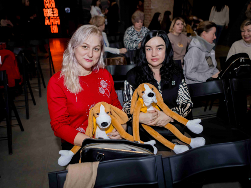 У Запоріжжі освітянам презентували методику хібукі-терапії для психологічної підтримки дітей. Фото Вячеслава Лавринця