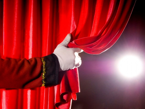 Бука, віслючок та хитре лисенятко - що запорізький театр ляльок підготував для дітей на листопад