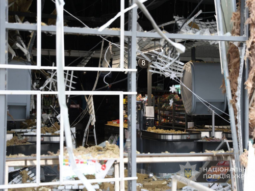 Шестирічна дитина, рятувальник, поліцейський - що відомо про ранкову атаку на Запоріжжя та стан постраждалих (фото)