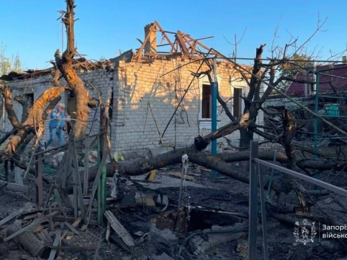 Майже тисяча ворожих ударів припала на Запорізьку область за одну добу. 19 серпня російські війська атакували регіон авіабомбами, безпілотниками, РСЗВ та артилерією