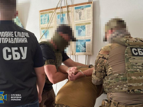 Загрожує довічне ув’язнення – у Запоріжжі затримали зрадника, який працював на окупантів (фото)