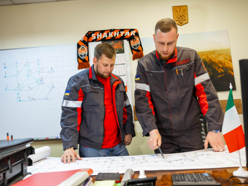 Завдяки практикоорієнтованому навчанню, підтримці викладачів і роботодавця Антон Подобний зміг поєднати освіту з роботою та побудувати кар’єру в металургії.