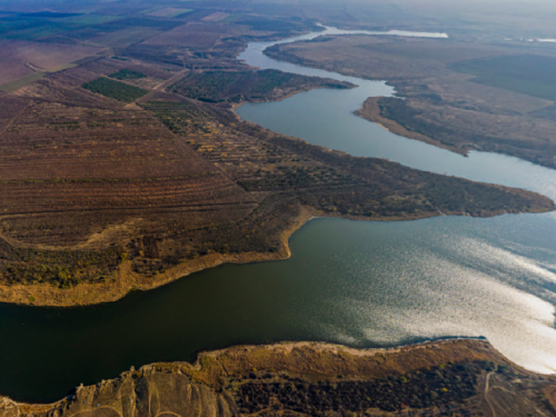 Бездіяльність окупантів - рівень води у Бердянському водосховищі продовжує знижуватися