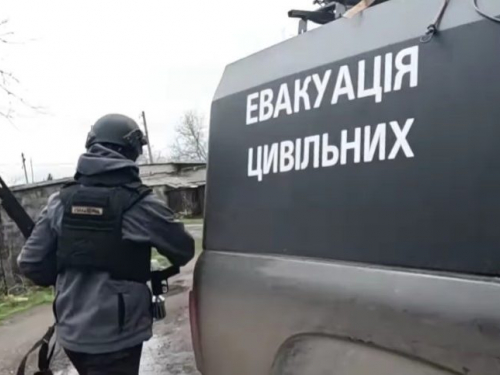 З прифронтових територій Запорізької області евакуювали 95-річного чоловіка та ще двох людей
