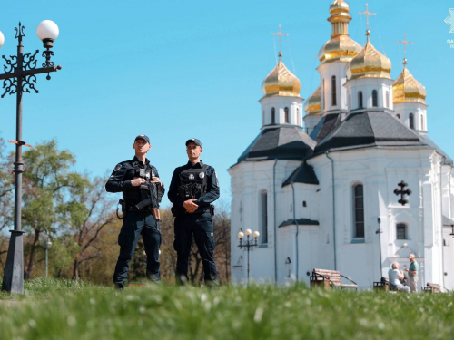 Поради запорізьких поліцейських для безпечного святкування Великодня, фото: патрульна поліція 