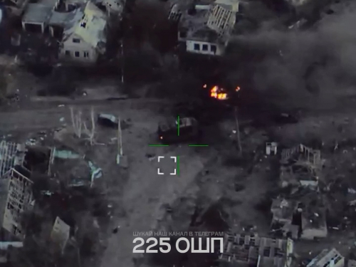 На Гуляйпільському напрямку військові РФ намагалися прорватися на танку і мотоциклах, фото: 225 ОПШ