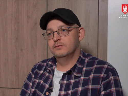 Став на ноги та відновив зір: захисник Маріуполя Сергій Мосінзовий отримав комплексне відновлення за програмою «Здоров’я» від «Серця Азовсталі»