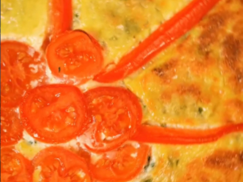 Як приготувати тарт з тунцем, що розриває всі шаблони: рецепт від кулінарної блогерки (выдео)