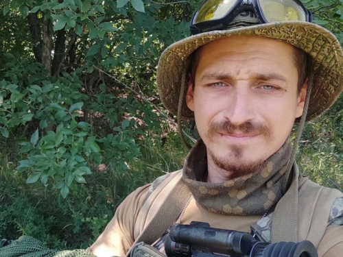 Двічі виїжджав з окупації: на фронті загинув снайпер із Запорізької області - фото