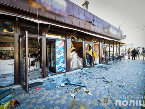 Збільшилась кількість загиблих та поранених через обстріл Запоріжжя – подробиці масованої атаки (фото, відео)