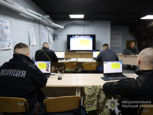 Запорізька поліція відкрила перший в Україні центр підготовки операторів БпЛА