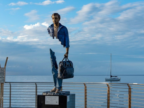 Скульптура Бруно Каталано із серії "Мандрівники" , зі сторінки Bruno Catalano в інстаграм