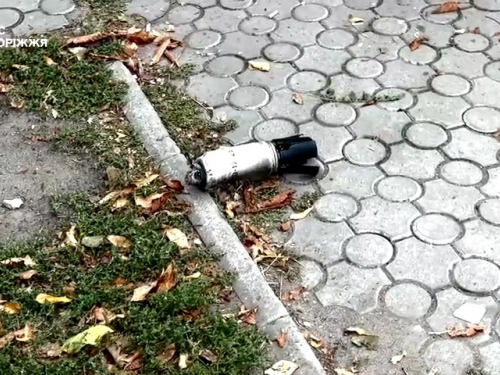 На Запоріжжі піротехніки ДСНС знешкодили касетні боєприпаси, якими росіяни обстріляли громаду (фото, відео)