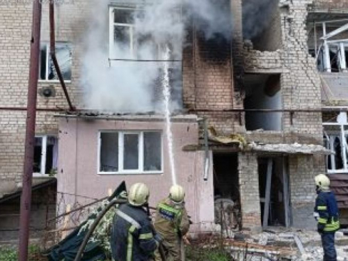 У Запорізькій області ворожими обстрілами зруйновані лікарня, школи та десятки будинків