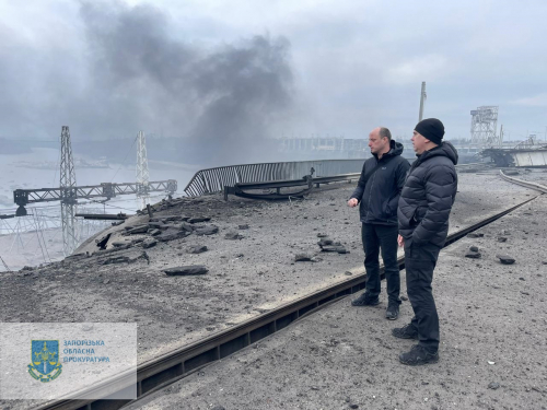 Вісім ракет по Дніпрогесу - як виглядає гребля в Запоріжжі після масованого обстрілу (фото)