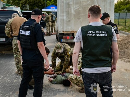 У Запоріжжі викрили чоловіка, який організував незаконну схему для військовозобов’язаних