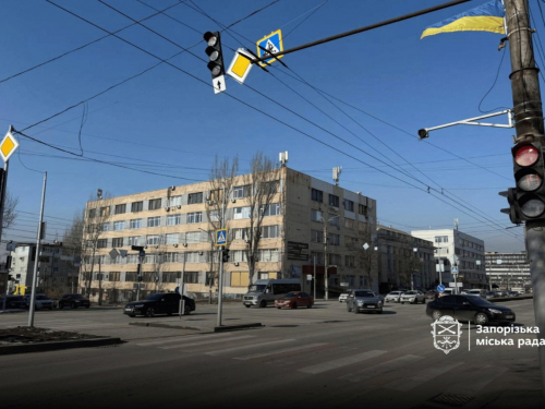 У Запоріжжі світлофори хочуть перетворити на гучномовці: як попереджатимуть про атаки