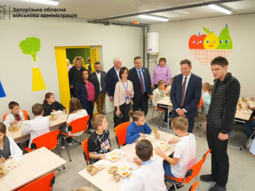 Освіта попри війну - у Запоріжжі відкрили 12-ту підземну школу (фото)