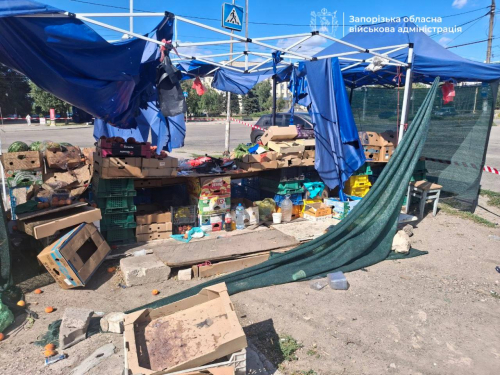 Наслідки російської атаки в Космічному мікрорайоні Запоріжжя 30 липня. Фото: ЗОВА