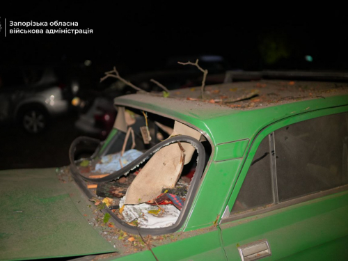 Армія РФ атакувала ракетами Запоріжжя — внаслідок удару пошкоджено будинки та дитячий садок (фото)