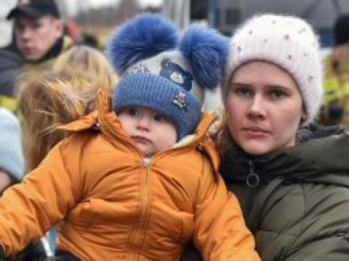 Українські родини з дітьми, які постраждали через війну, отримають фінансову допомогу