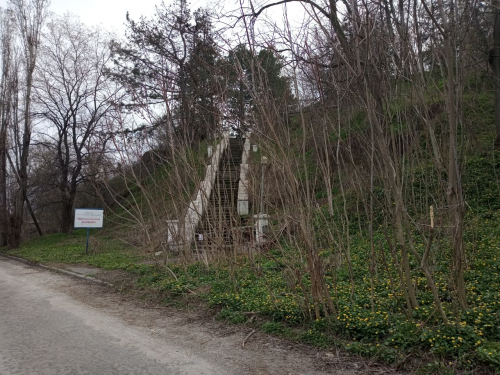Запоріжцям покажуть небанальні локації на Хортиці і на Павло-Кічкасі: як потрапити на безкоштовні екскурсії