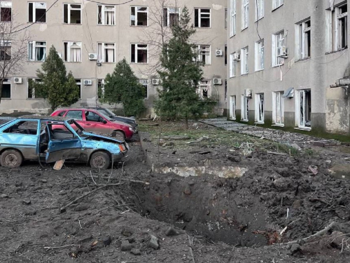 Під час прильотів у Токмаку постраждали будівлі, техніка та працівники окупаційної "адміністрації" - нові подробиці