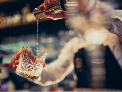 На окупованих територіях Запорізької області заборонили продавати алкоголь: яка причина
